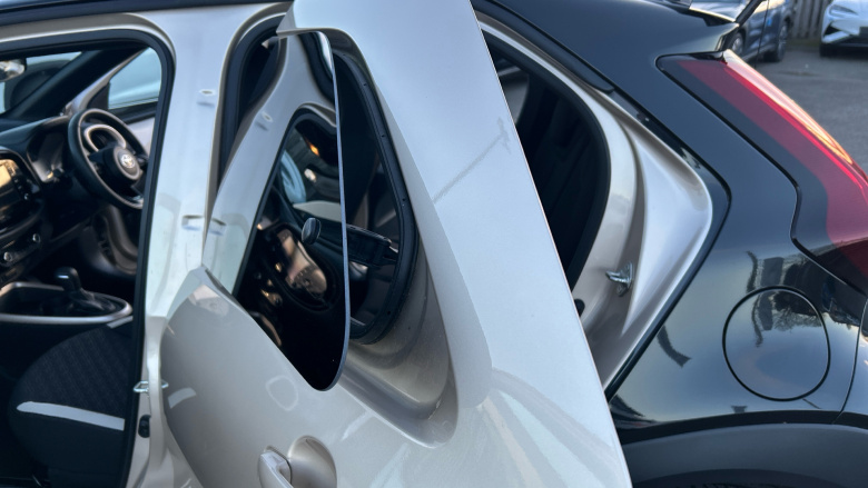 Toyota Aygo X 1.0 VVT-i Edge 5dr Auto Petrol Hatchback